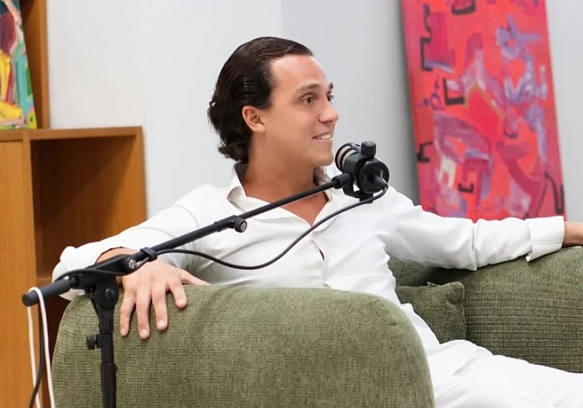 Jordi Sánchez-Tarazaga, creador de contenido valenciano: «Las chicas guapas van a misa porque tienen una predisposición a reconocer que hay algo más grande que ellas. No me acerco a la gente fea»