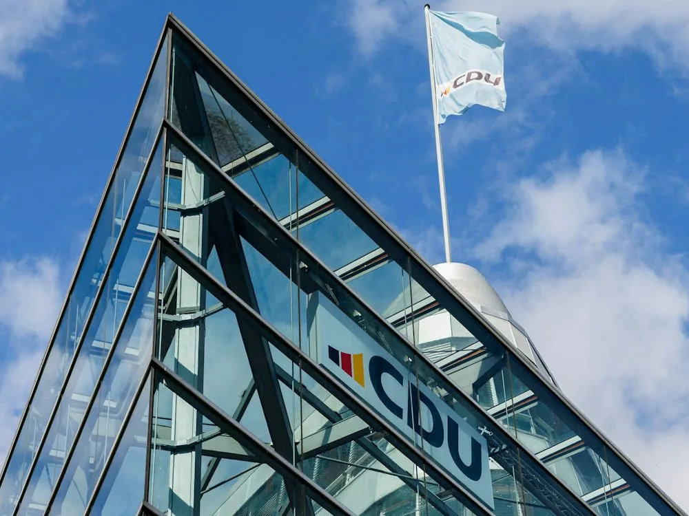 Newsblog zur Bundespolitik: CDU-Pressekonferenz mit Friedrich Merz im Livestream