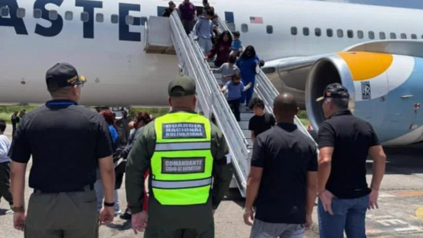 Dos nuevos vuelos de Vuelta a la Patria repatrian a 305 venezolanos desde EEUU