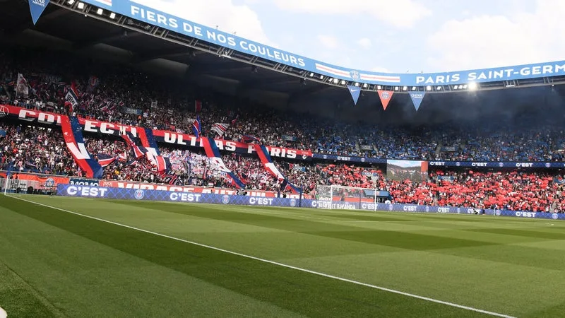 PSG-Barça menaçé? Le ministre de l'Intérieur exclut l'hypothèse d'un report du match