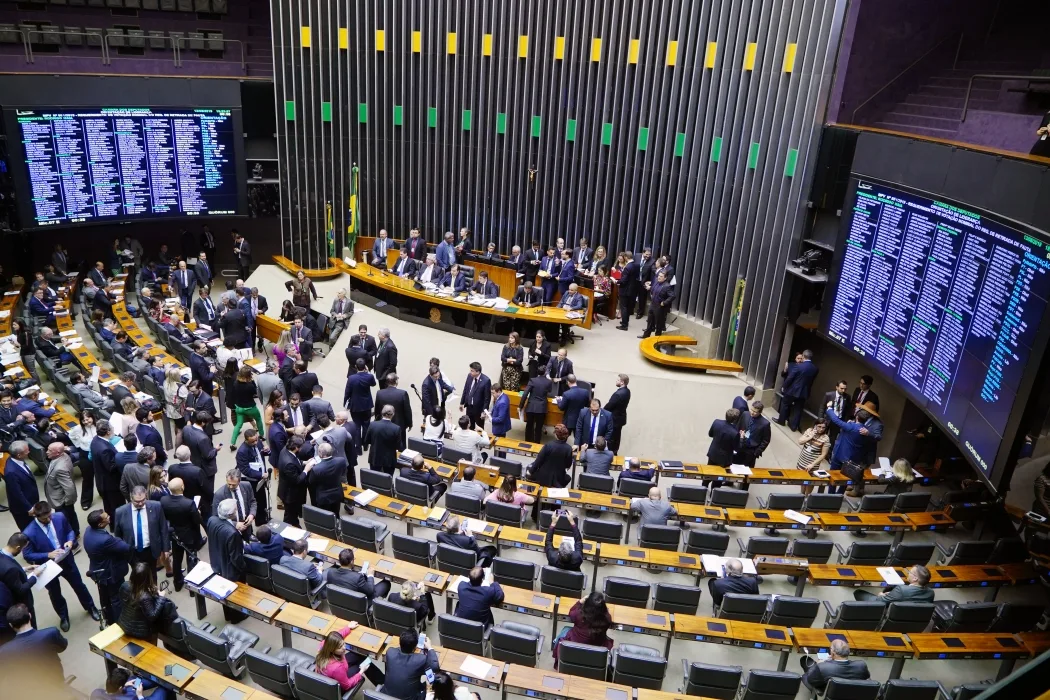 Entenda por que o número de candidatos a deputado federal caiu no ES