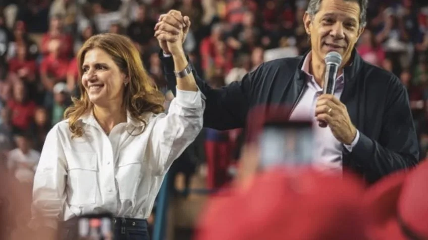 Mulher de Haddad deixa governo para atuar na campanha de Lula em SP