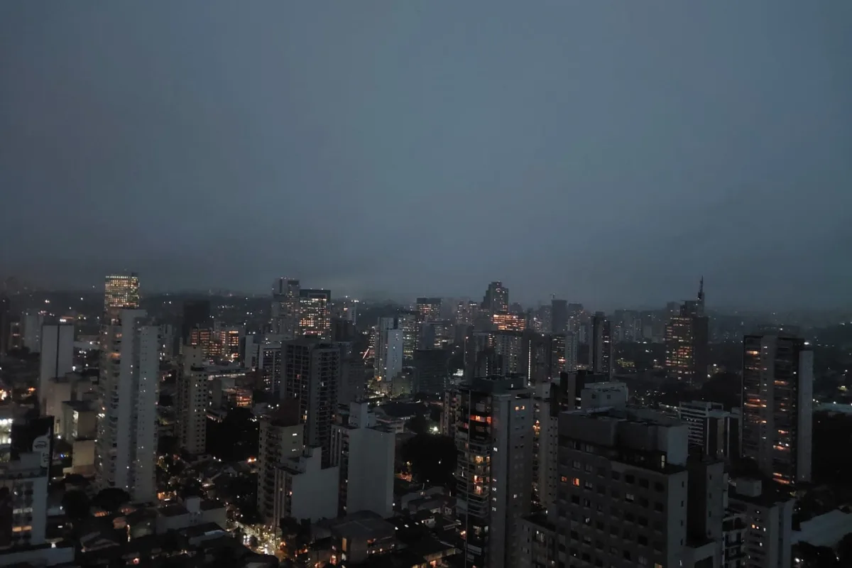 SP registra 75,4 mm de chuva em 24 horas e entra para ranking histórico