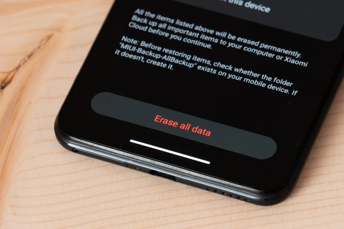 Sur Android, DuressKeyboard tente d'imiter GrapheneOS, mais le résultat n'est pas garanti
