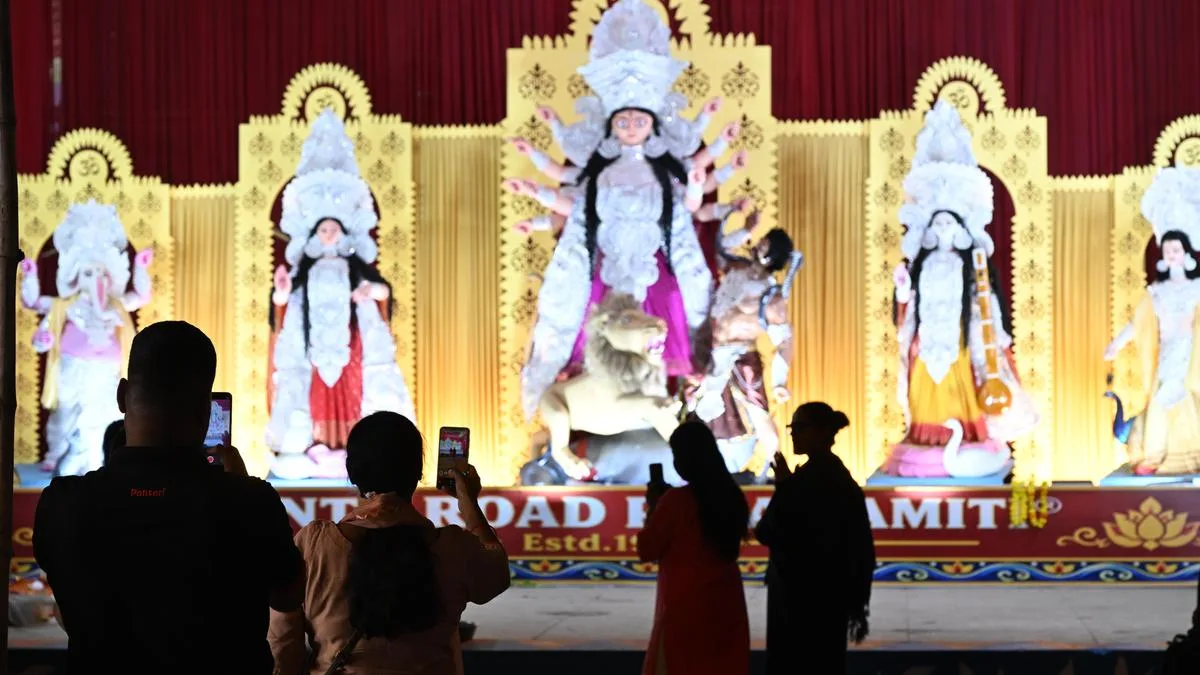 10 p.m. deadline, police deployment clouding pujo festivities at Delhi’s C.R. Park: organisers