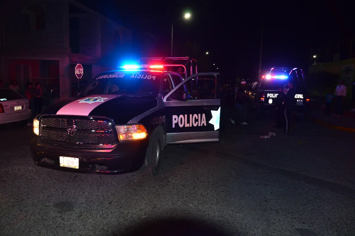 Hieren con navaja a empleado durante asalto a tienda en Monclova