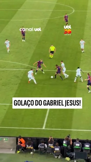 Gabriel Jesus marca em primeiro jogo como titular pelo Barça; assista