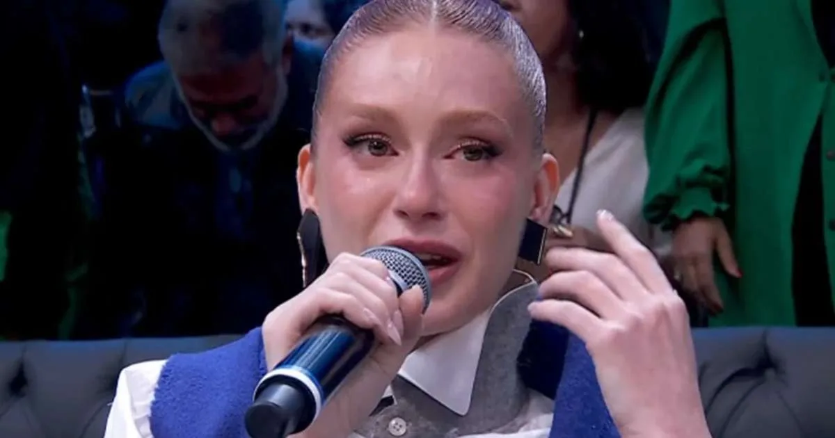 Passou vergonha? Marina Ruy Barbosa chora em 14 segundos no Domingão e web reage