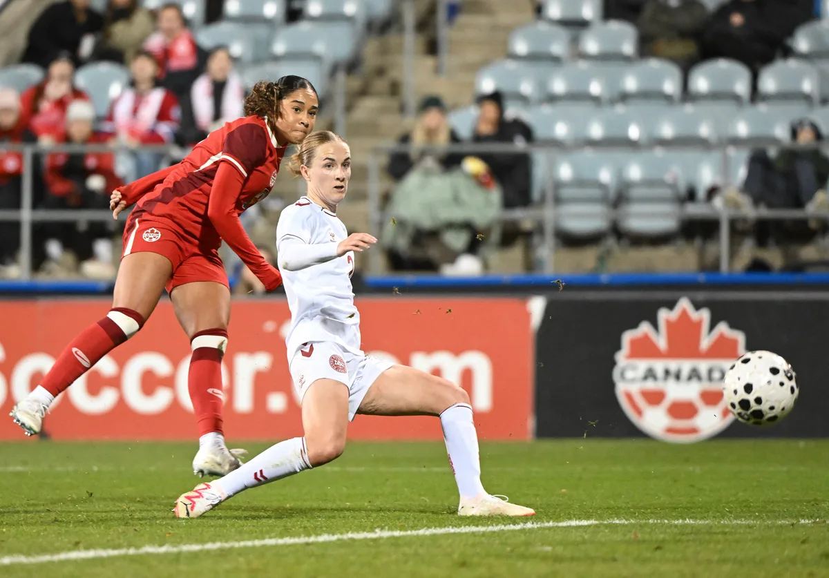 Olivia Smith scores late equalizer as Canada salvages 1-1 draw with Denmark