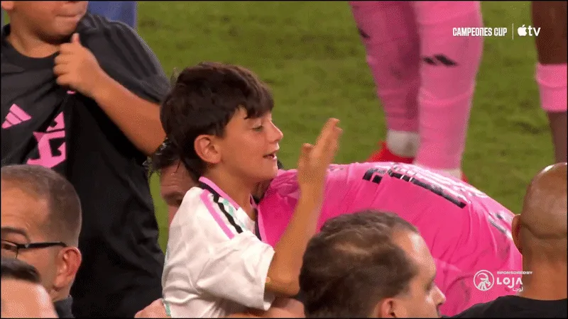 Filho de Messi cheira camisa do pai e entrega reação sincera; vídeo