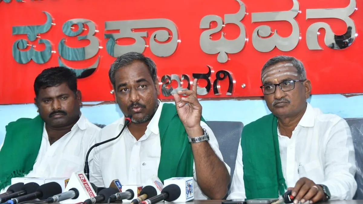 Sugarcane farmers threaten highway blockade from October 13