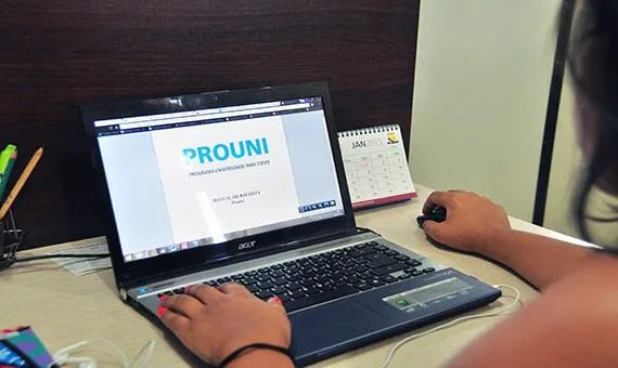 Prouni: estudantes têm até sexta-feira para comprovar informações da inscrição do