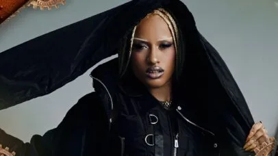 Muse Maya revela significado de ‘Persona’: ‘Coragem de ser quem você é’