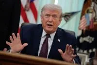 “Pergunta estúpida”, diz Trump ao ser questionado sobre arma nuclear no Irã