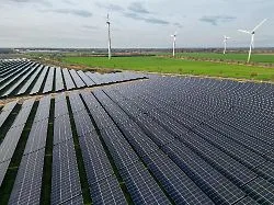 Studie: Doppelt so viel möglich: Batteriespeicher könnten Solarausbau massiv voranbringen