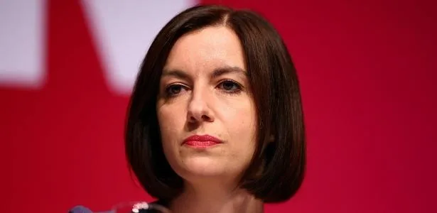 'Perturbador', diz ministra britânica sobre EUA exibirem fuzilamento