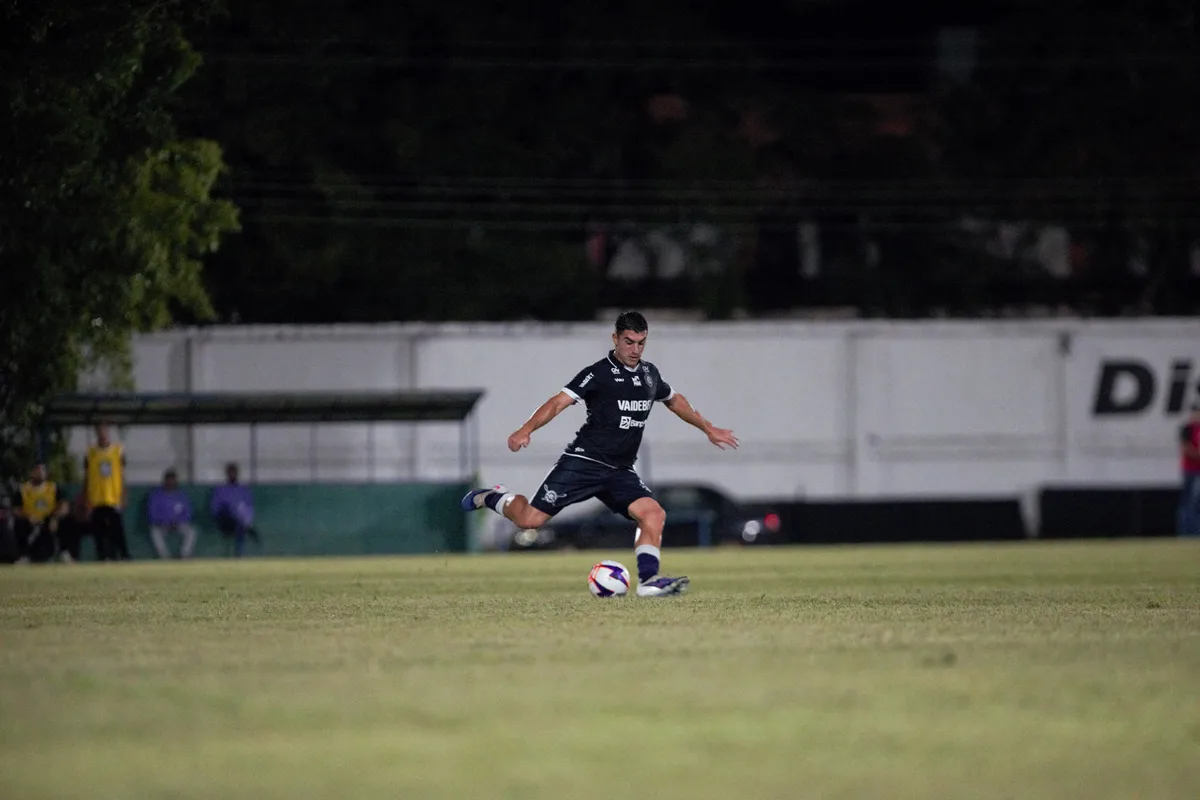 Remo anuncia saída de atacante que fez apenas sete jogos pelo clube