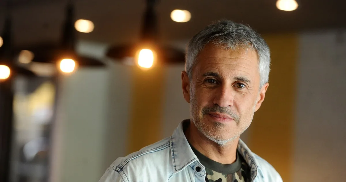 Sergio Dalma, cantante, 61 años sobre su rutina de entrenamiento: "Hago cardio cada día, dos días a la semana yoga y otros dos ciclismo"