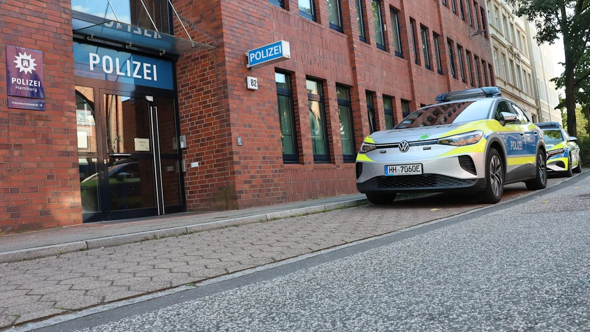 Ekel-Alarm in Hamburger Polizeiwache - Gefangenen tropfte Ratten-Kot auf den Kopf