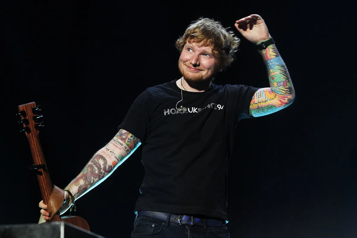 Retirado da turnê de Ed Sheeran, Macklemore se pronuncia e aponta culpado