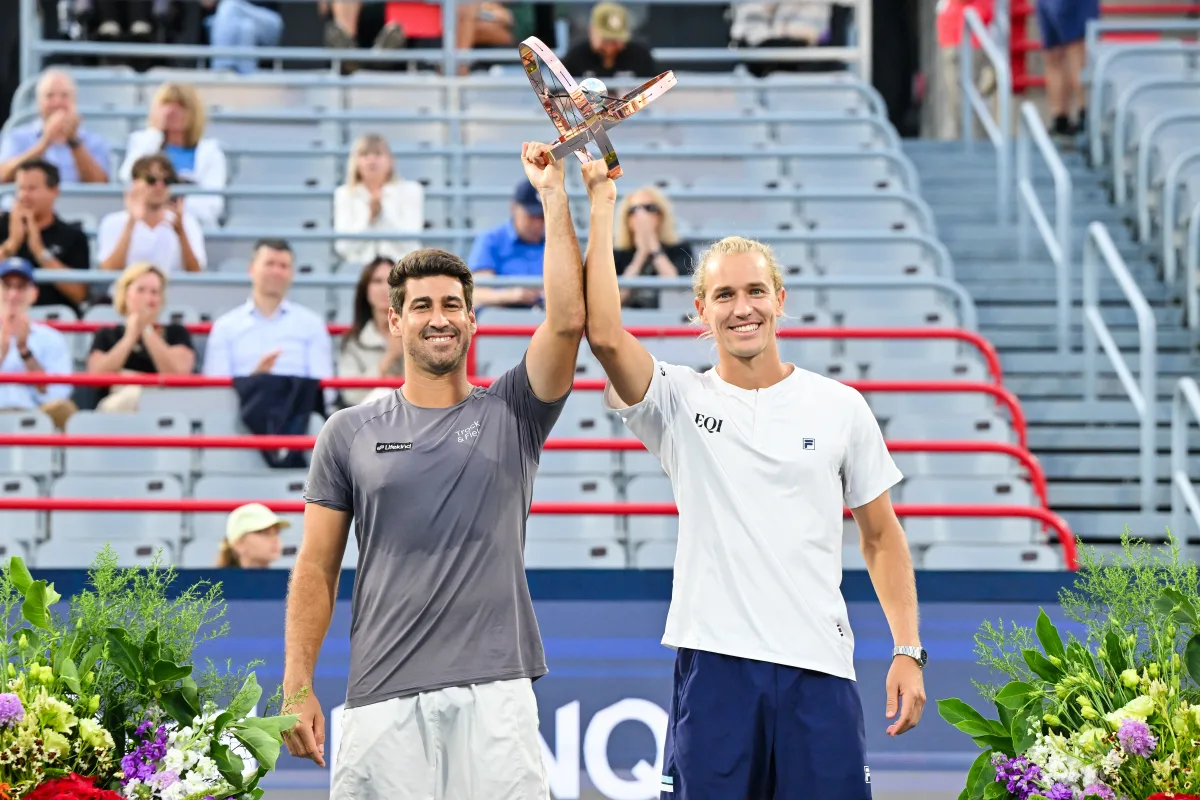 Dupla brasileira faz história e conquista Masters 1000 em Montreal