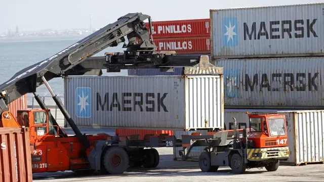 Exportações sobem 2,9% e importações aumentam 5,3% até agosto
