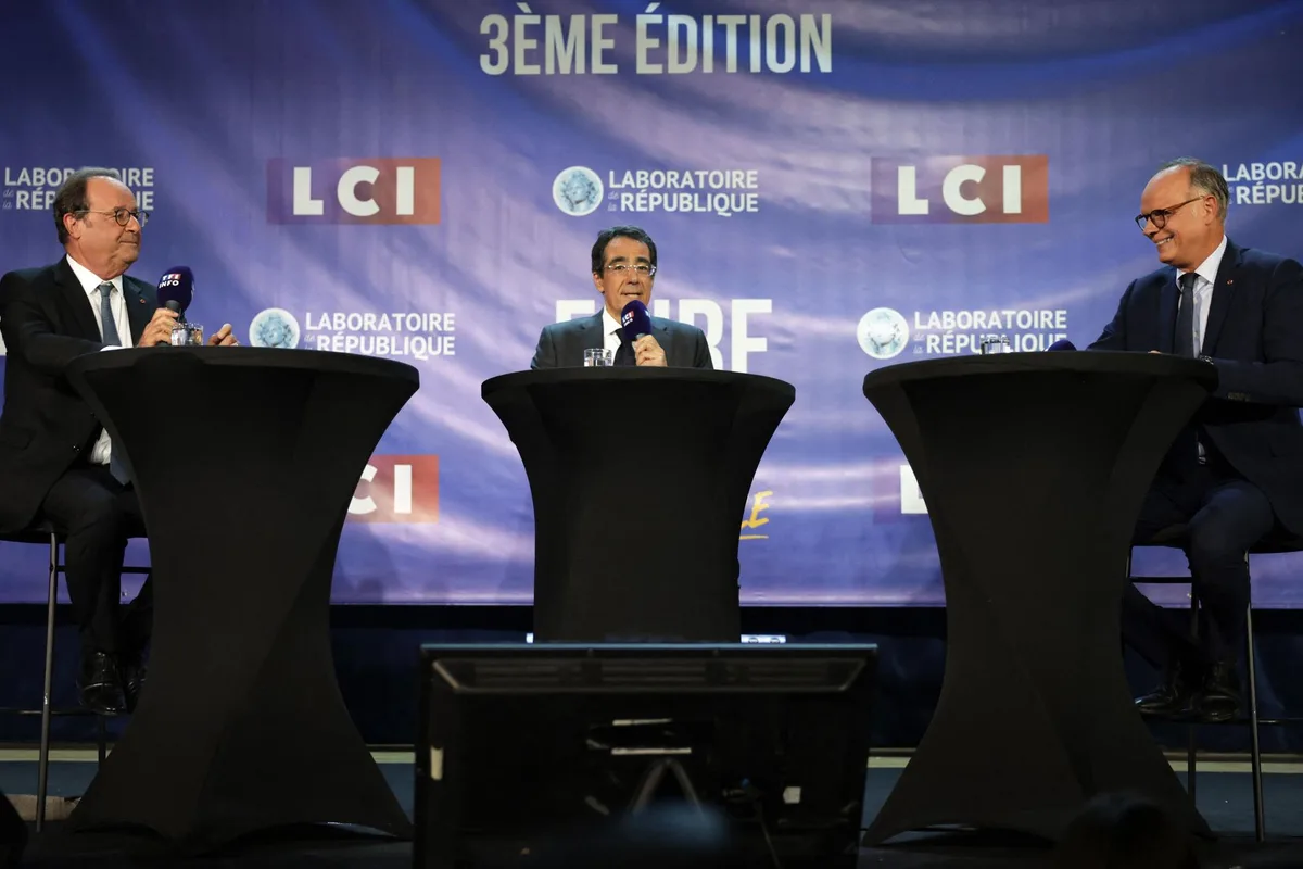« Il faut s’unir sur l’essentiel » : à Sens, Edouard Philippe et François Hollande exposent accords... et divergences