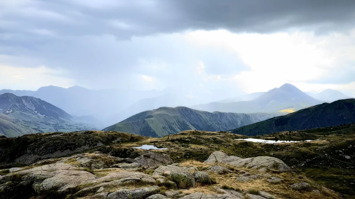 "On va avoir un changement net" : après la baisse des températures, que nous réserve la météo pour la fin de l'été ?