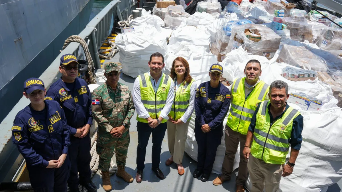 Colombia recibió de República Dominicana más de 50 toneladas de ayuda para damnificados del terremoto
