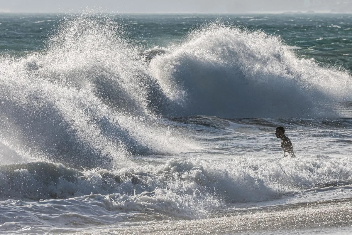 California's coast under siege: A winter of flooding, big waves and erosion in the forecast
