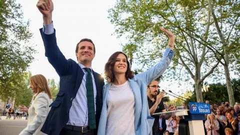 Las filtraciones secretas contra Ayuso retrotraen al PP de Madrid a la 'mini Kitchen' del "no son cremas, son aviones"