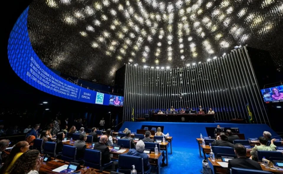 Neokemp divulga pesquisa sobre a disputa pelo Senado; confira os números