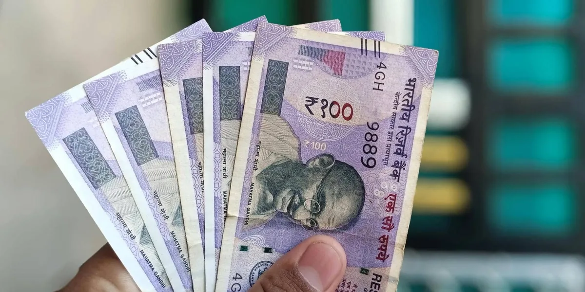 Cabinet approves ₹2,009 crore bonus for 1.14 mn railway employees