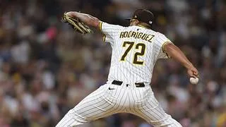 LVBP: Bradgley Rodríguez ilusiona a Tiburones con una posible incorporación