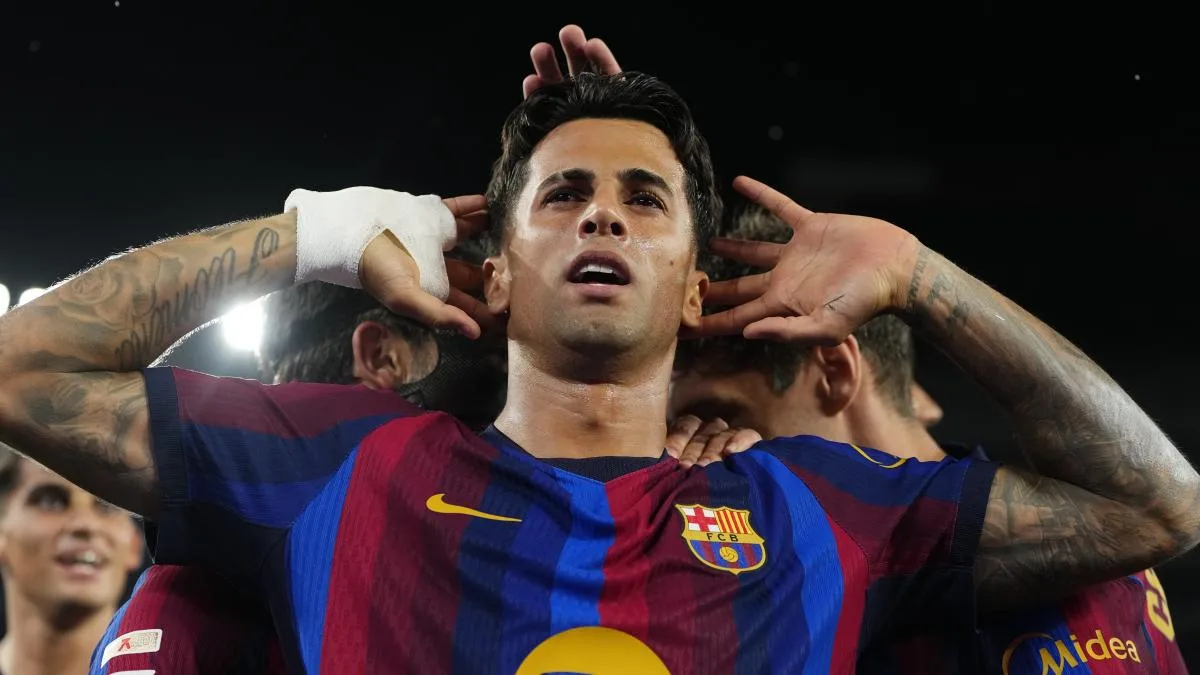 Balones a Cancelo y otras extravagancias en el Camp Nou