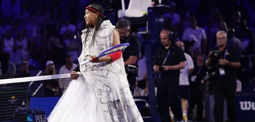 US Open: Naomi Osaka ehrt NBA-Legende mit besonderem Auftakt-Outfit