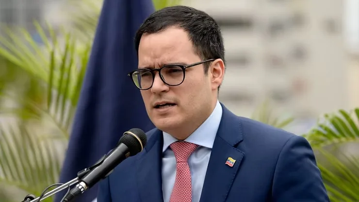 Interinato presenta ante el FMI una “hoja de ruta económica” basada en petróleo y minería