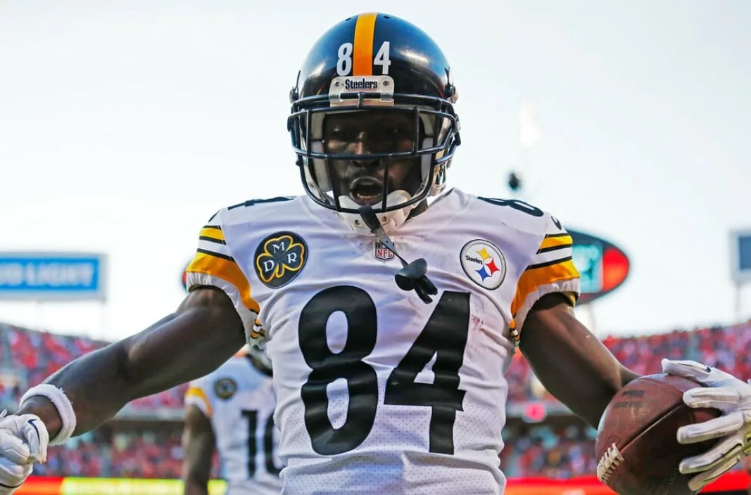 El exjugador de la NFL Antonio Brown aceptará un acuerdo por un caso de intento de asesinato en Miami y podría evitar la prisión