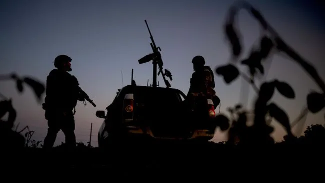 ВС России подвозят провизию в Алешки с помощью НРТК