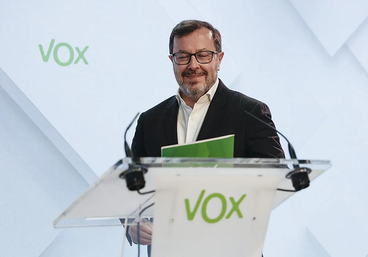 Vox exige de nuevo al PP unirse a su oposición total contra Sánchez: «Tienen que remangarse»