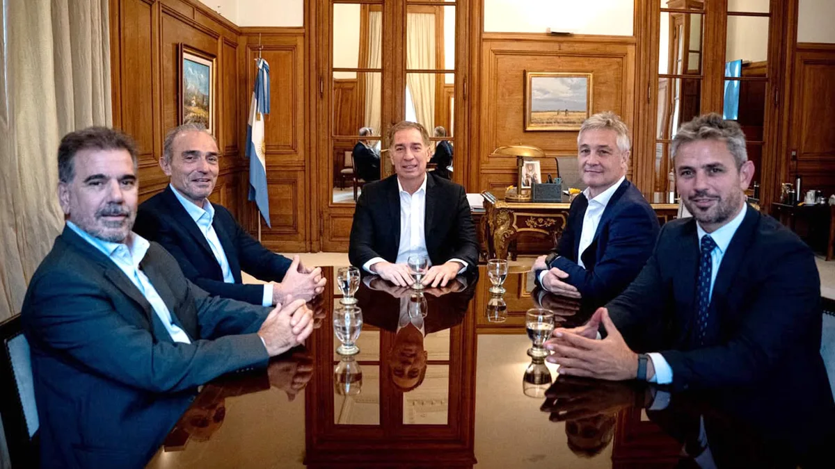 Dudas de los inversores por la elección de 2027 y preocupación porque la morosidad es un obstáculo para reactivar el consumo