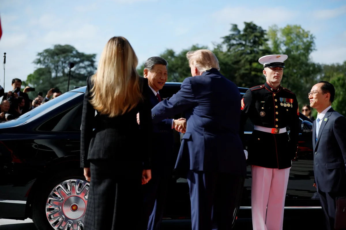 Maiores rivais geopolíticos, Trump fala em 'amizade verdadeira', e Xi Jinping defende política de não confronto