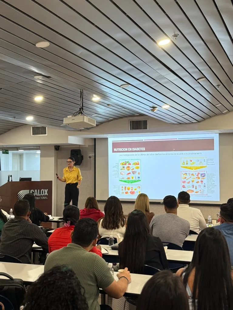 Calox International fortalece la práctica médica con la 3.ª edición del curso de cardiología para Atención Primaria