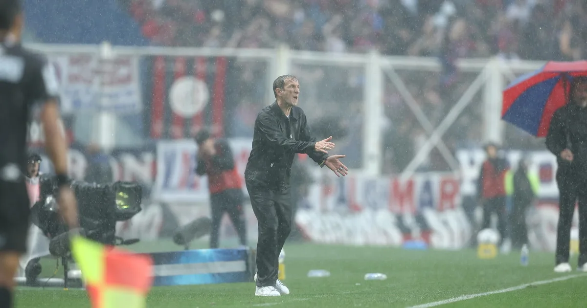 Arruabarrena, rendido a los pies de Paredes: "Es el ejemplo para muchos chicos"