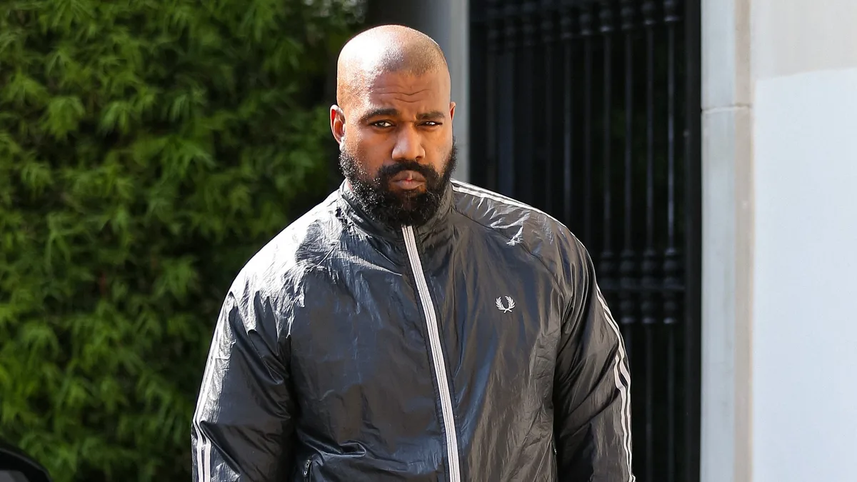 Kanye West Heads to Putin’s Russia After Humiliation in Europe