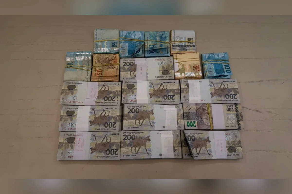 Operação da PF contra deputado apreende quase R$ 1 milhão em dinheiro vivo