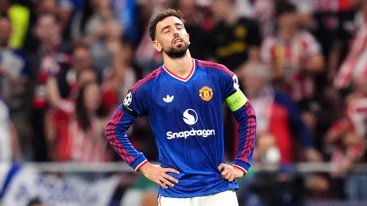 Man Utd beaten by Atletico as Yoro controversially sent off