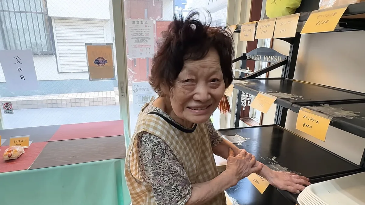 Yuriko-baachan, la panadera de 84 años que duerme cinco horas al día: “Soy una persona de la vieja escuela, trabajo casi 20 horas al día”