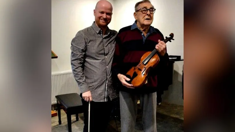 Violinist pays tribute to much loved teacher.