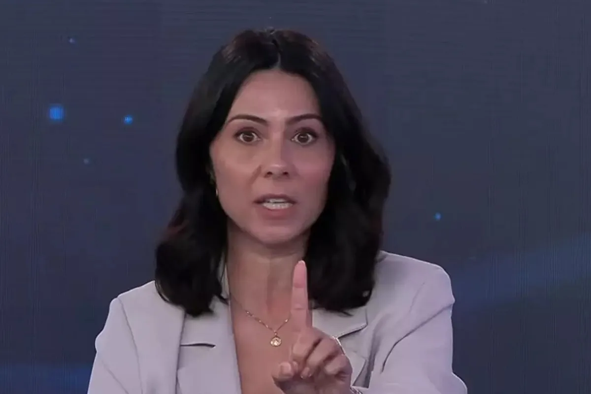 Apresentadora da Band se irrita após ausência de candidatos no debate